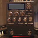 IR200 PEDAL COMPACTO BOSS PARA GUITARRA
